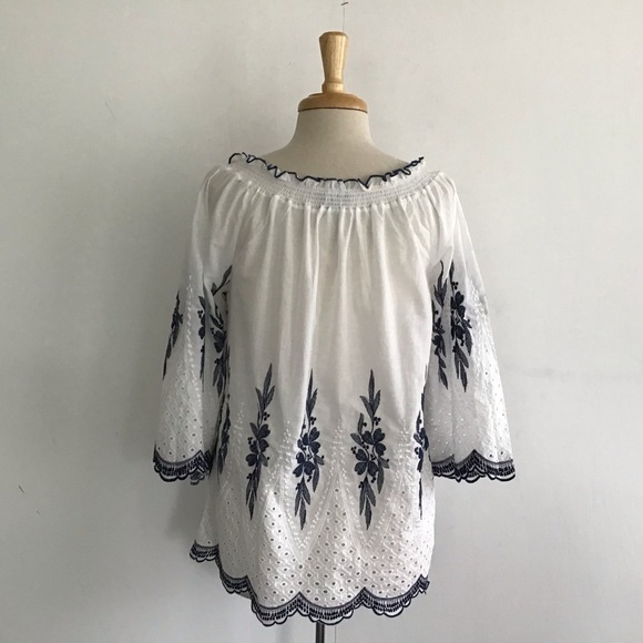 RD KOKO White Eyelet and Blue Embroidered 3/4 Sleeve boho elastic neck blouse M - Picture 4 of 9